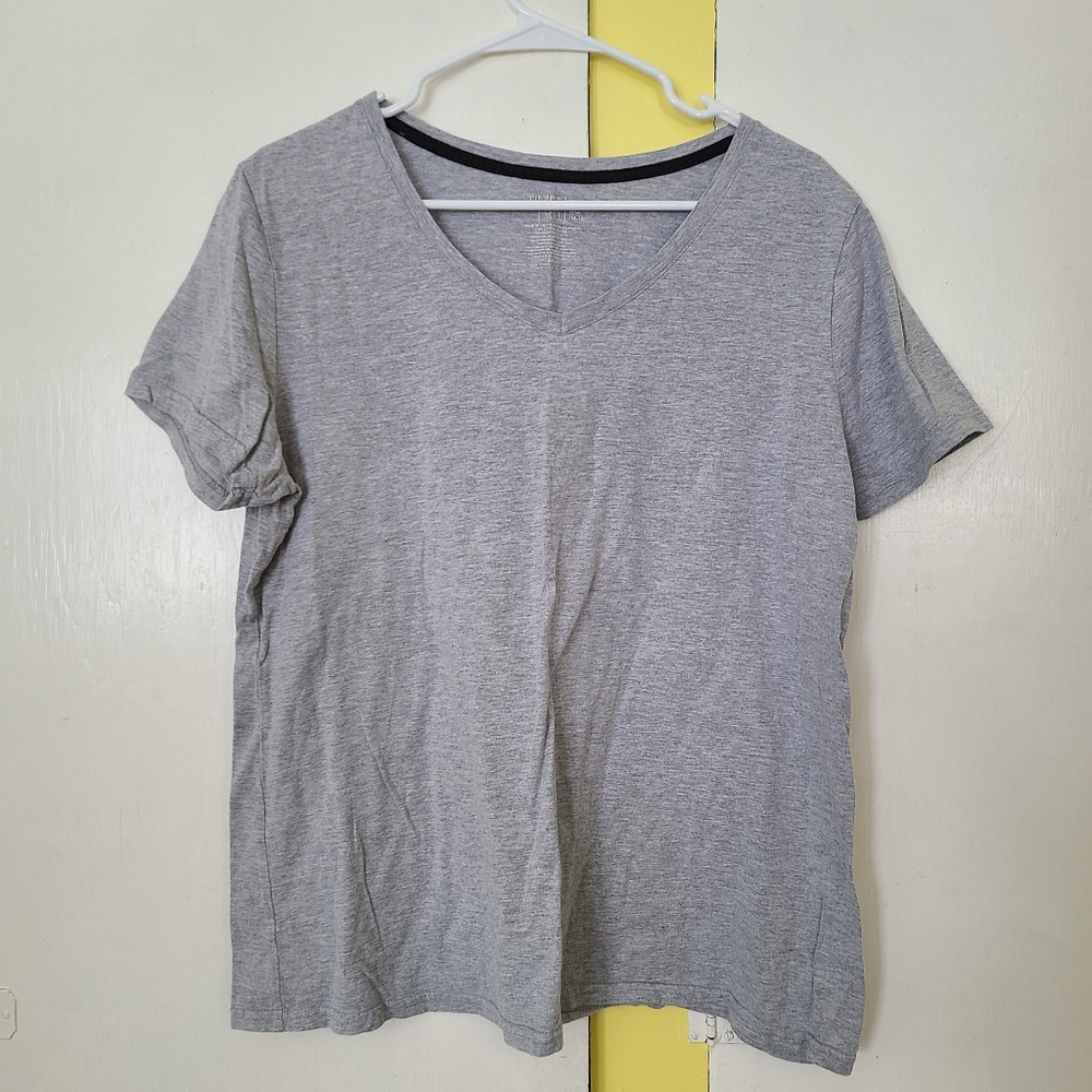 Time and Tru Gray XL Tee-shirt